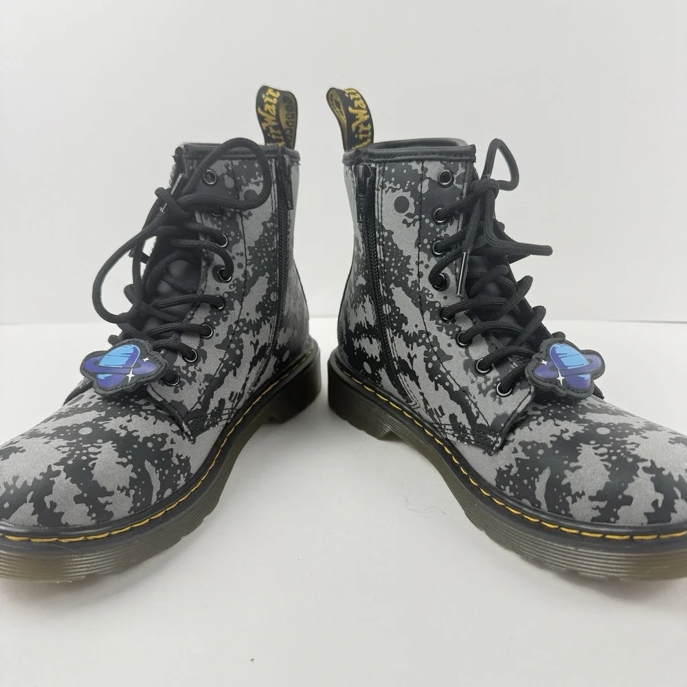 Dr. Doc Martens Boots Kids US 3 Lace Up Boot Space Hydro Embroidered 1460J NEW